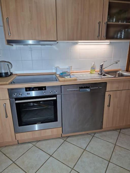 Grosszuegige Ferienwohnung 4+1 P. Büttelborn Eksteriør bilde